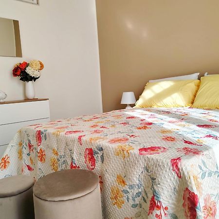 Apartamento Dimora Amira Monopoli Exterior foto